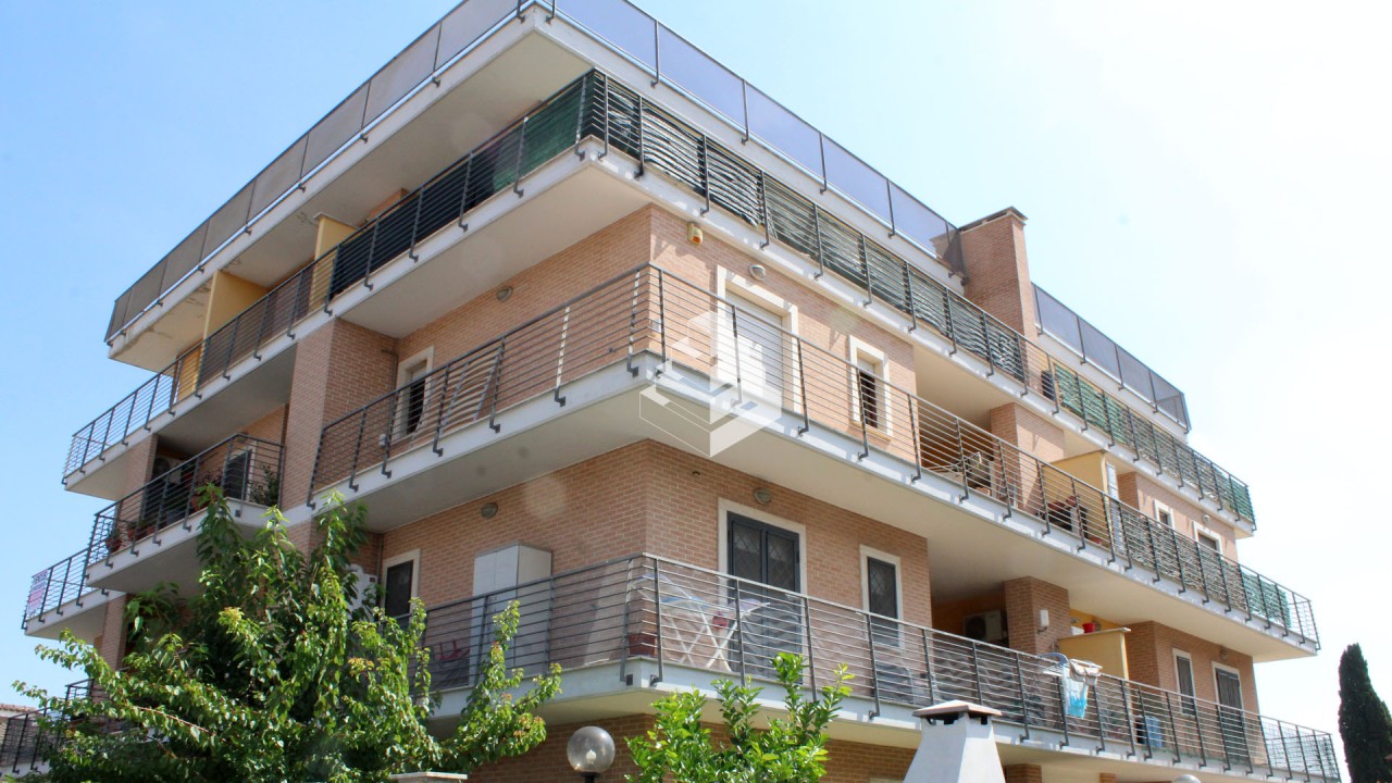 Foto cantiere Borghesiana ( comp. Ed.A-B )